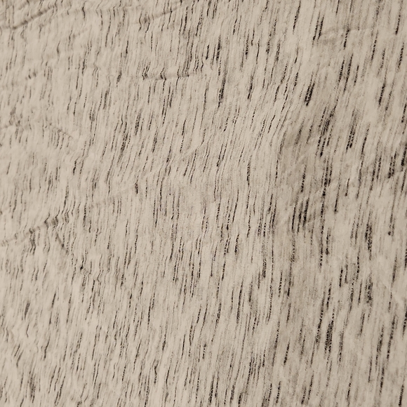 Gray and White Tank Top - Picture 3 of 4